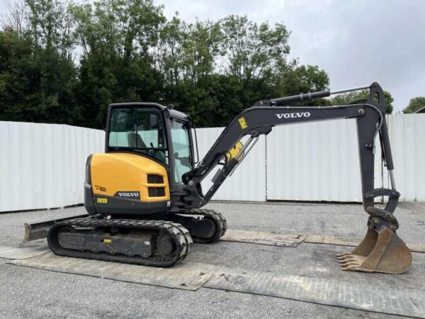 Mini-pelle Volvo ECR50D (2018)