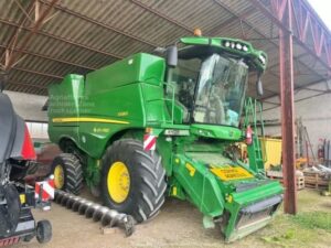 1-74-1.jpg Moissonneuse-batteuse John Deere S680i – Rotor – Coupe 10,70 m