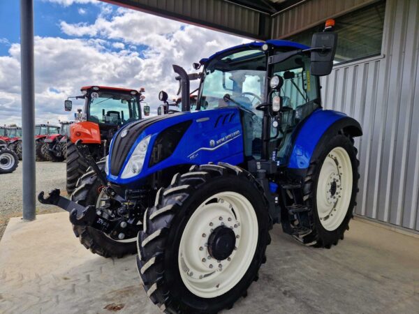 NEW HOLLAND T5