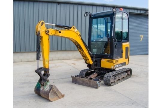 Mini-pelle JCB 8014