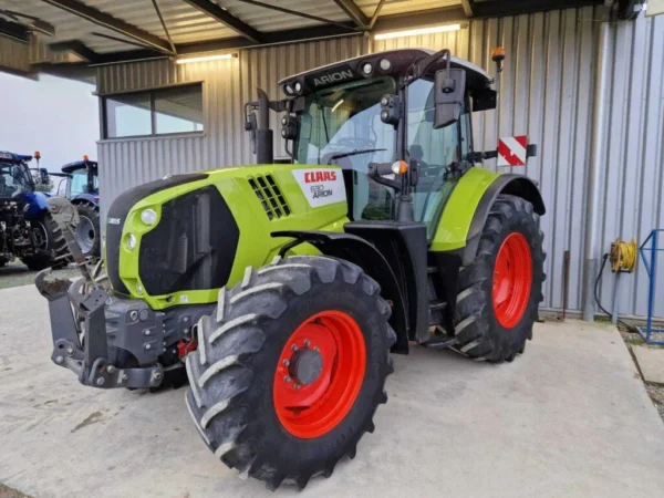 10-43.webp Tracteur CLAAS ARION 630 CIS – 2019 | 165 ch | 4RM