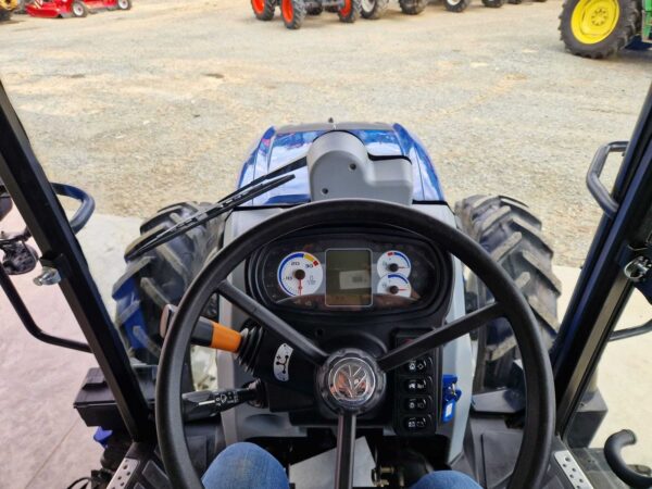 NEW HOLLAND T5