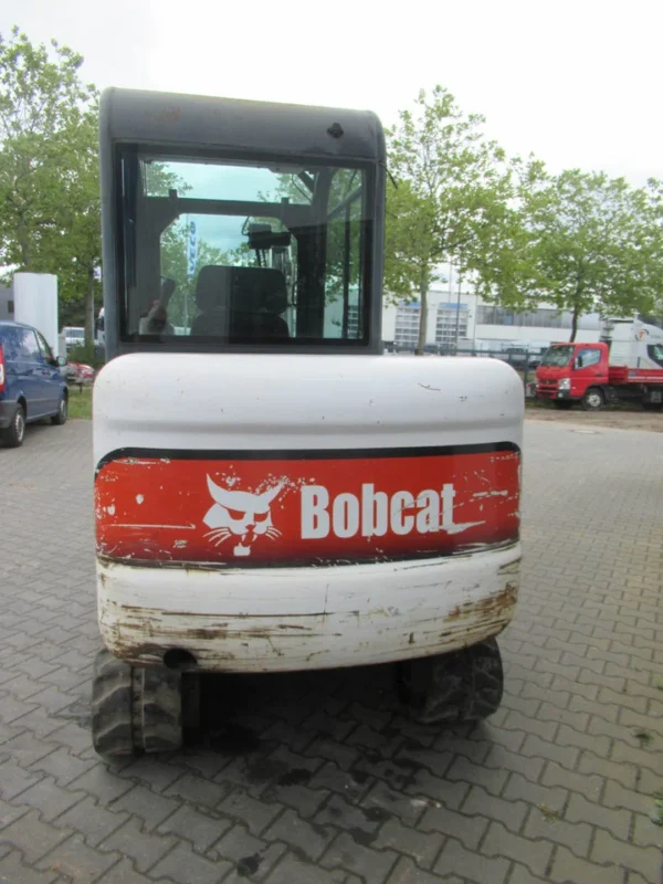 Mini-pelle Bobcat X334