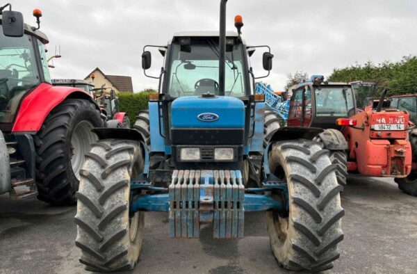 2-116.jpg Tracteur Ford 8240 – 1992 – 4RM