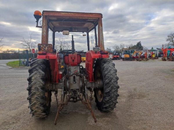 2-122.jpg Tracteur Massey Ferguson 575 – 2RM – 1980 – 9 253 h