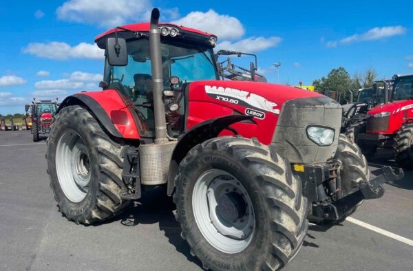 2-127.jpg Tracteur McCormick X70