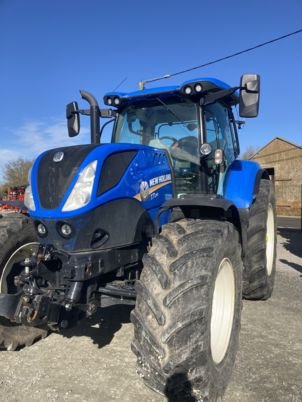 2-128.jpg Tracteur New Holland T7