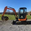 2-29-1.webp Mini-pelle Hitachi Zaxis U33 (2014) – 3,5 t