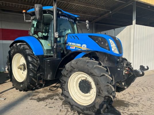 Tracteur agricole New Holland T7