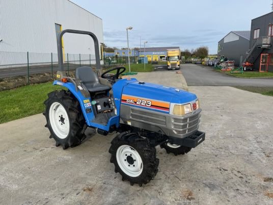 Micro-tracteur Iseki SIAL 223 – 23 CV – 4RM – Remanufacturé