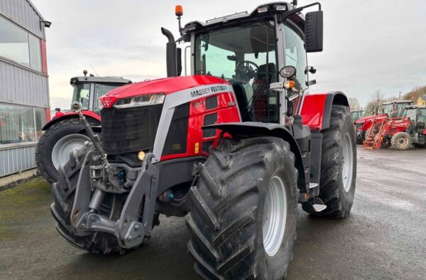3-122.jpg Tracteur Massey Ferguson MF 8S 225 EXCLUSIVE DYNA-VT – 4RM – 2022 – 225 h