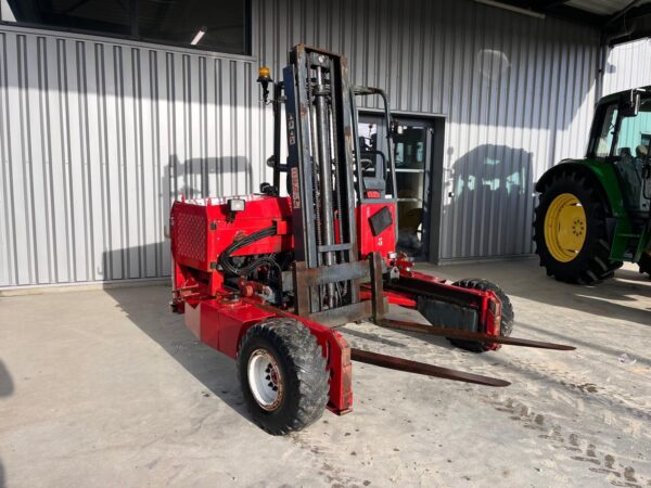 MOFFETT M5