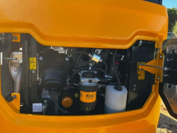 Mini-pelle JCB 19C-1 – 2022 – 1,9 T (785 h)