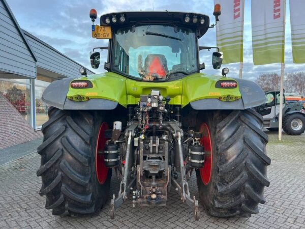 Tracteur Claas AXION 810 CMATIC – 292 ch – 2016 – 7 075 h