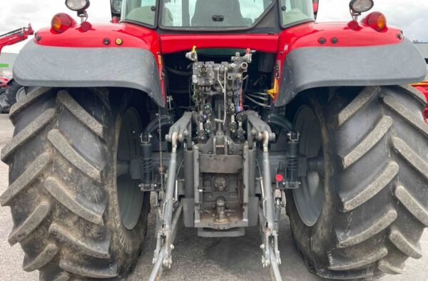 Tracteur Massey Ferguson MF 7718 S DYNA-6 – 4RM – 2020 – 180 h