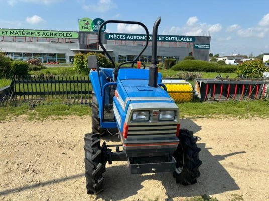 Micro-tracteur Iseki TA-210F – 21 CV – 4RM – Remanufacturé