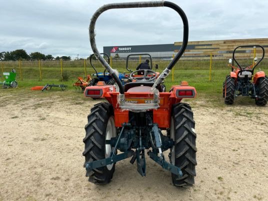 Micro-tracteur Kubota L1-185 – 18,5 CV – 4RM – Remanufacturé