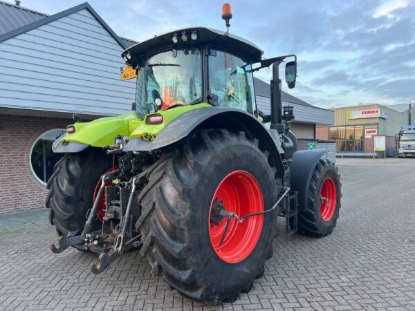 Tracteur Claas AXION 810 CMATIC – 292 ch – 2016 – 7 075 h