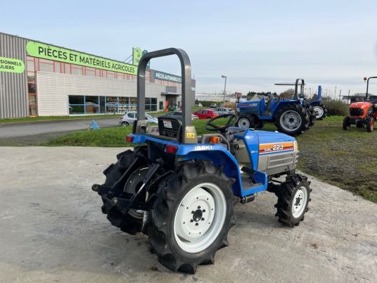 Micro-tracteur Iseki SIAL 223 – 23 CV – 4RM – Remanufacturé
