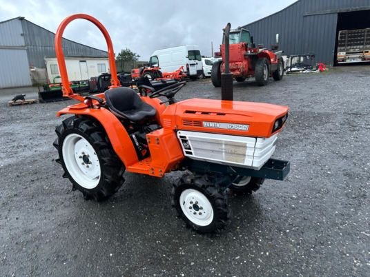 Micro-tracteur Kubota B1600DT – 20 CV – 4RM – Remanufacturé