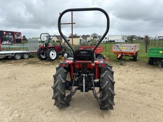 Micro-tracteur Yanmar F220D – 22 CV – 4RM