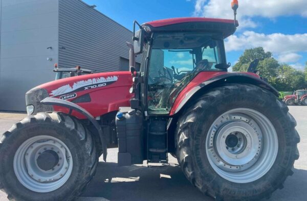6-106.jpg Tracteur McCormick X70