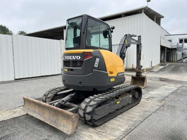 Mini-pelle Volvo ECR50D (2018)