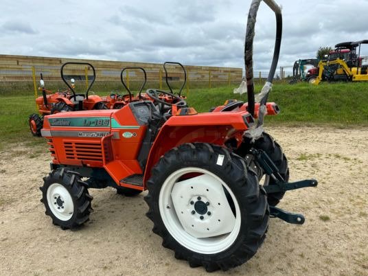Micro-tracteur Kubota L1-185 – 18,5 CV – 4RM – Remanufacturé