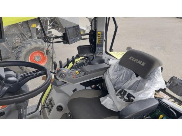 6-79.jpg Tracteur Claas ARION 610 CIS – 145 ch – 4RM – 2020