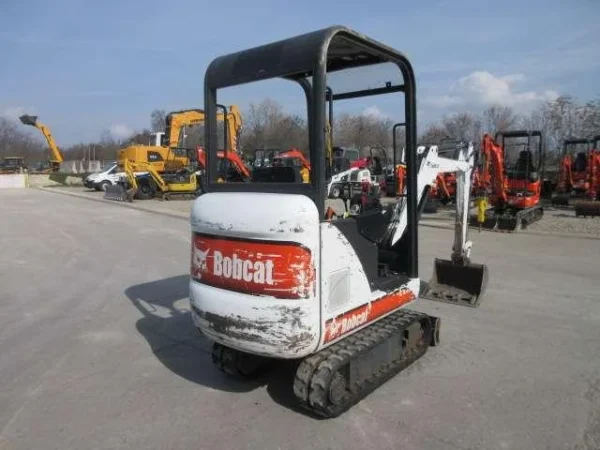 Mini-pelle Bobcat 320