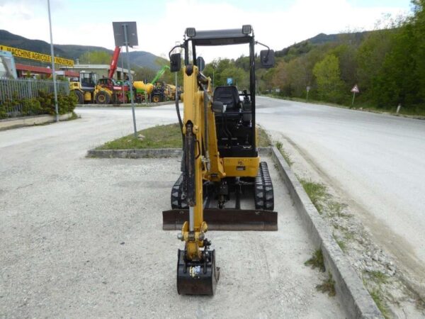 Mini-pelle CATERPILLAR 301.7D CR