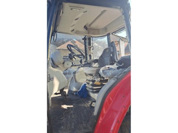 Tracteur Massey Ferguson 5610 – 100 ch – 2013 – 2 150 h