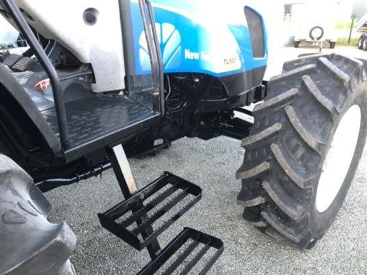 Tracteur New Holland TL100A – 4RM – 2005 – 100 ch