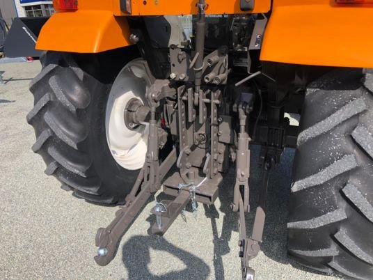 Tracteur Renault CERES 85 X – 1996 – 75 ch – 4RM