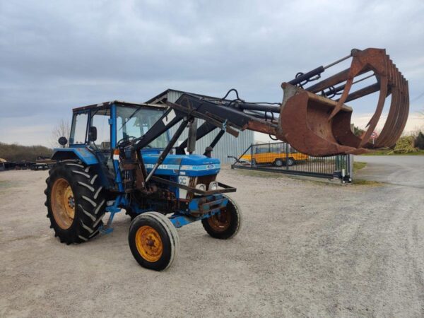 Tracteur Ford 5610 – 70 ch – 1983 – 9 377 h