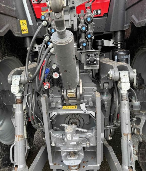 8-77.jpg Tracteur Massey Ferguson MF 8S 225 EXCLUSIVE DYNA-VT – 4RM – 2022 – 225 h