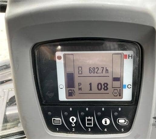 9-13.jpg Mini-pelle Kubota KX057-4 – 2018 – 5,5 T
