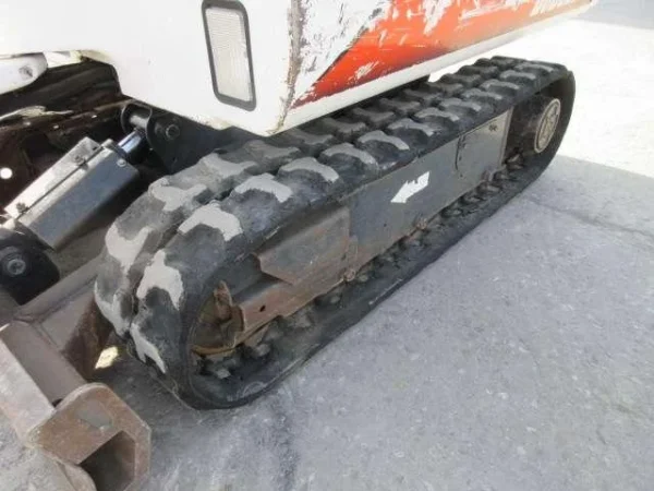 Mini-pelle Bobcat 320
