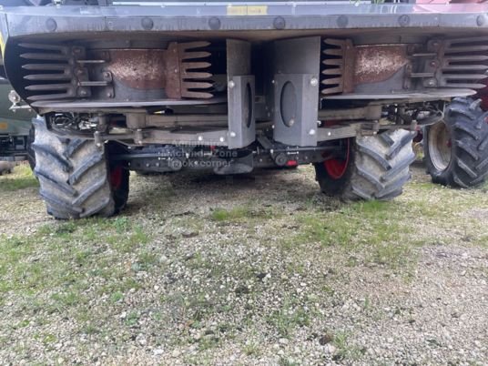 9-40.jpg Moissonneuse-batteuse Claas LEXION 7500 – Rotor – Coupe 9,30 m
