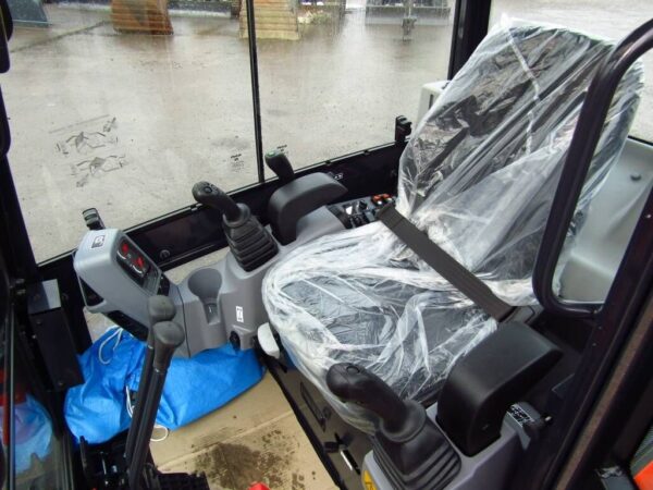 Mini-pelle Kubota KX019-4