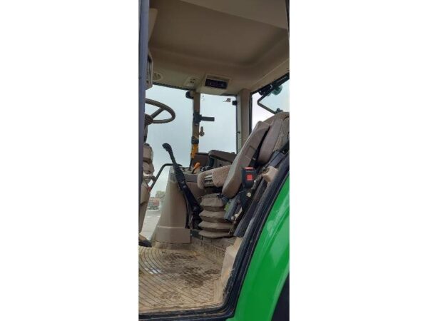 Tracteur John Deere 6150M – 150 ch – 2016 – 4 878 h